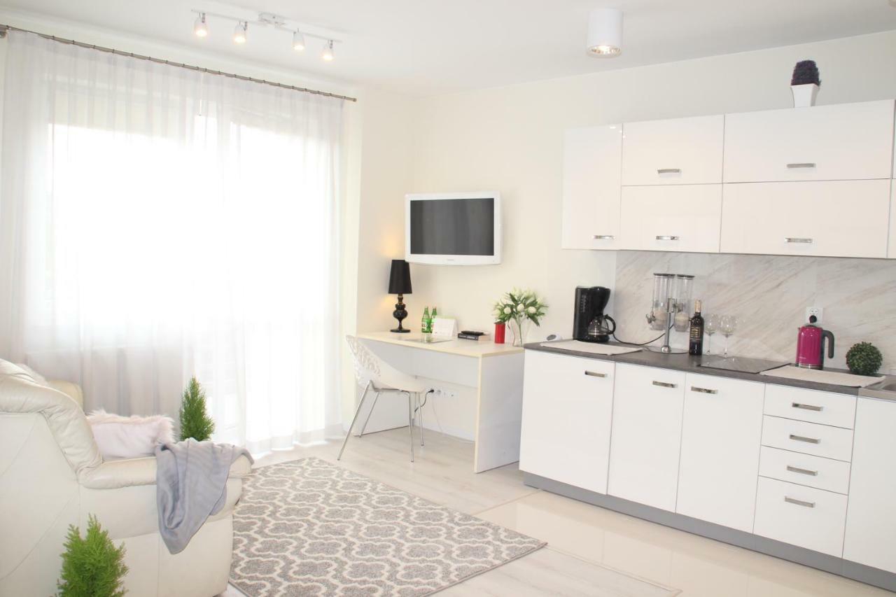 Ferienwohnung Delux Kielce Exterior foto